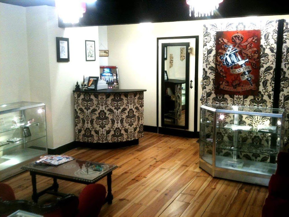 Reception desk and jewellery cases inside Connected Ink, Temple Bar